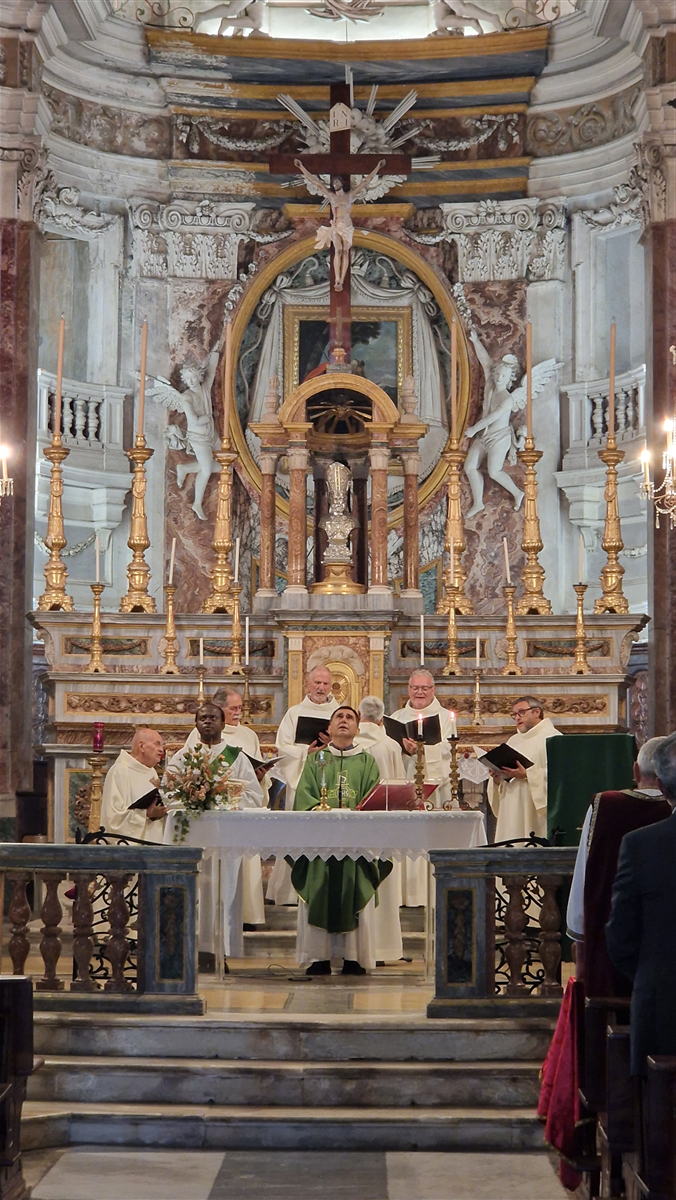 Messa in San Giacomo accompagnata da canti gregoriani